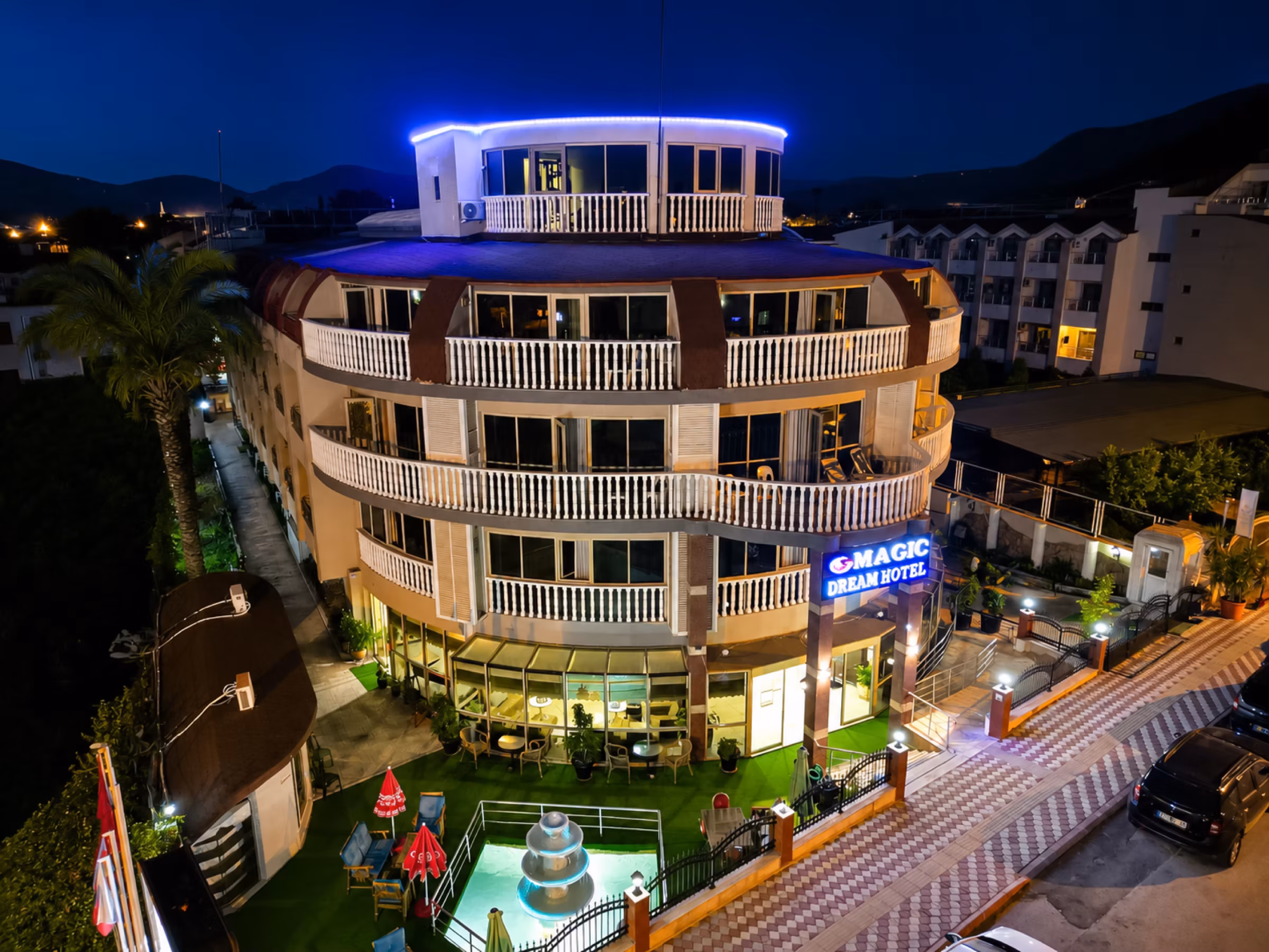 RK Magic Dream Hotel - gece dış cephe havadan görünümü